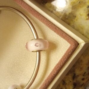 Pandora Murano Glass Sparkling Pink Heart Charm